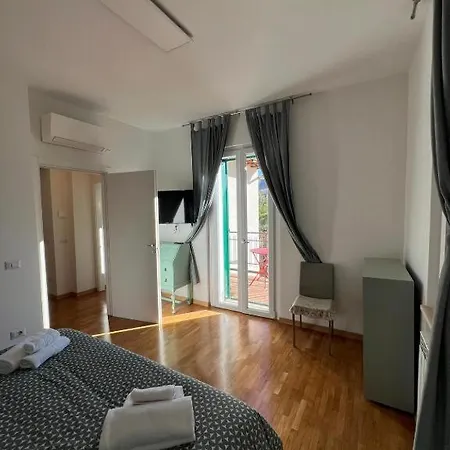 Galteri Housing דירה פרוג'ה